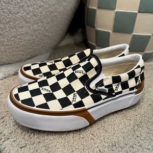 PLATFORM VANS